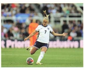 017 beth mead (england 1 2 france)